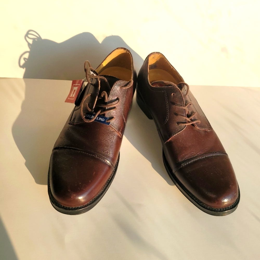 CHAPS dress shoes 8m